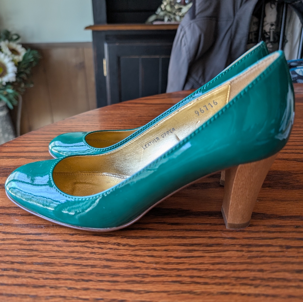 J. Crew Juliet Green Patent Leather Pumps With Wood Heels